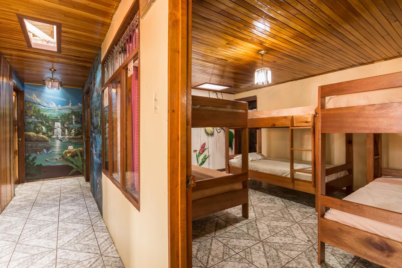 Que Tuanis Hostel Monteverde Екстер'єр фото